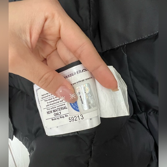 Kensington Parka Fusion Fit size XS in excellent condition. No stains or holes - Picture 4 of 5